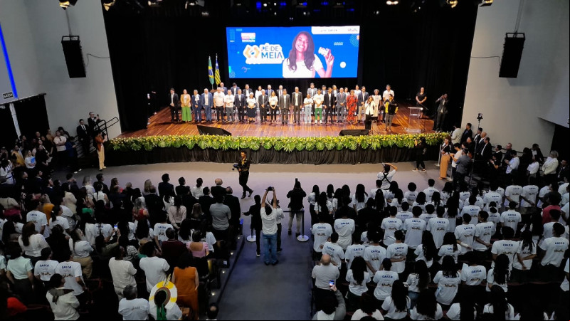 Programa Pé-de-Meia: alunos do Piauí receberão até R$ 9.200 para estudar