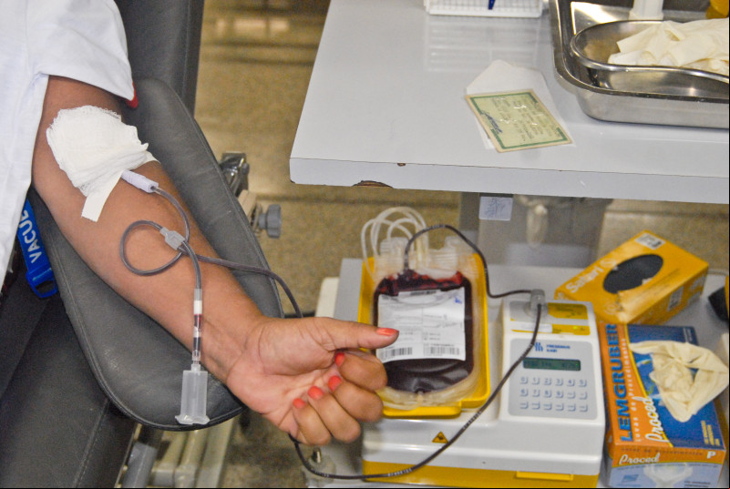 Projeto quer reduzir número de doações de sangue exigidas de mulheres para gratuidade em concursos no Piauí