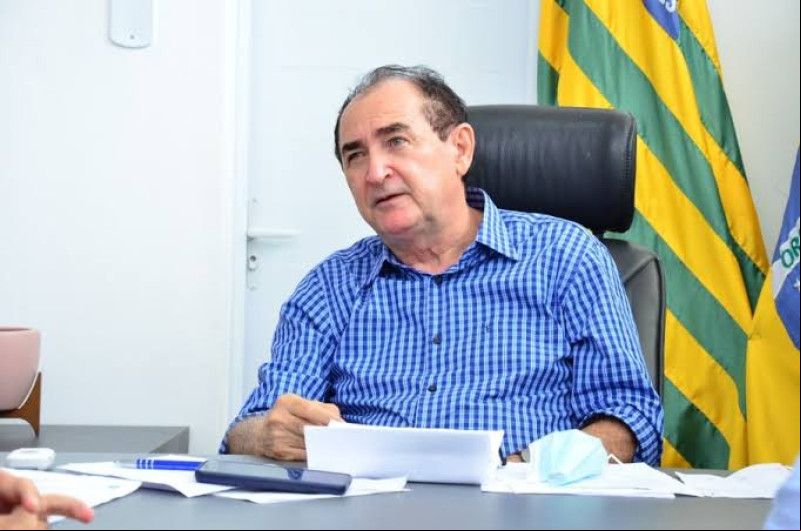 Cinco dias após ser criada, empresa assina contrato de R$ 4,4 milhões com a Prefeitura de Floriano