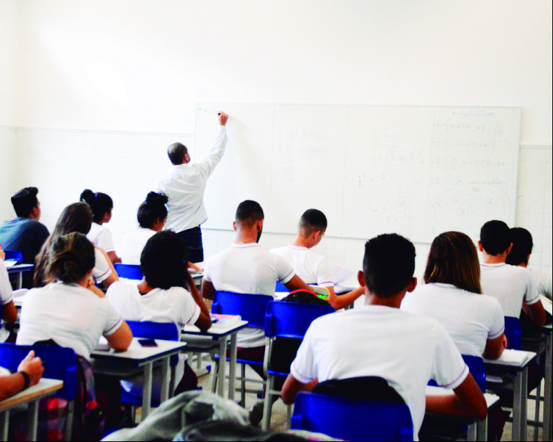 Proposta de reajuste salarial para professores do Piauí será encaminhada à Alepi