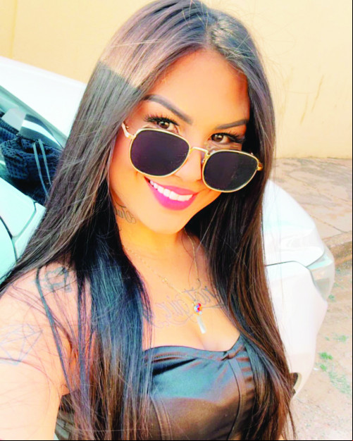 Toda felicidade do mundo para a cantora Japa, que hoje completa mais um ano de vida. Parabéns!!! Meu Amor! - (Arquivo Pessoal)