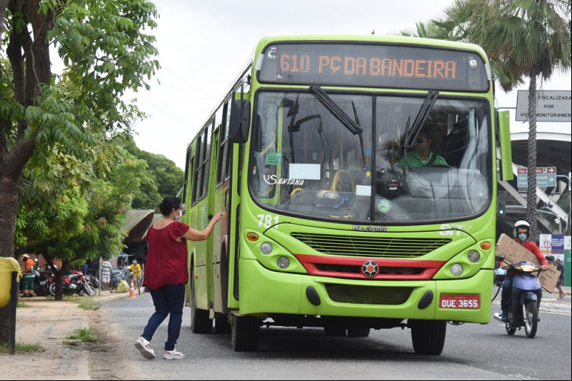 Imposto sobre folha de pagamento pode causar aumento na agem de ônibus em Teresina, diz Setut