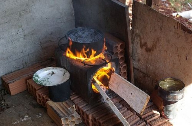 No Piauí, um em cada três domicílios ainda utiliza lenha ou carvão para cozinhar