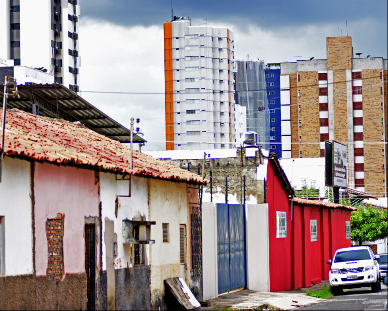 Para recalcular valor dos imóveis, Prefeitura vai visitar casas em 26 bairros de Teresina