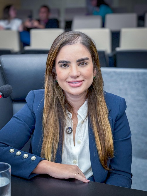 Parabéns para a belíssima deputada estadual Bárbara Soares!!! Linda & Chic!!! - (Arquivo Pessoal)