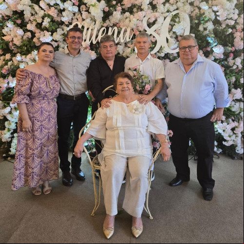 Clicks do aniversário da querida Nilena Monteiro Araújo comemorado em grande estilo os seus 80 anos